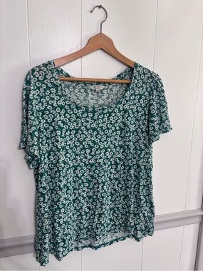 Lucky Brand Green Floral Scoop Neck Short Sleeve Tee
